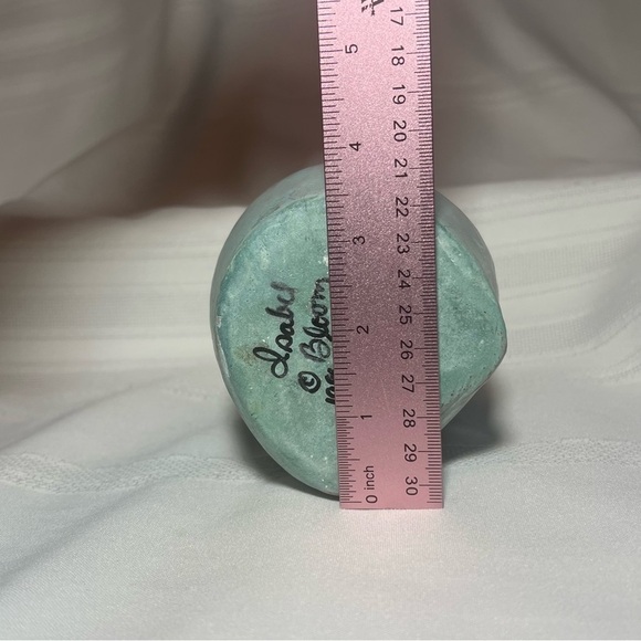 Isabel Bloom Garden Art Sculpture “Violet” Signed 1986 VTG Cast Concrete Retired - Picture 7 of 7